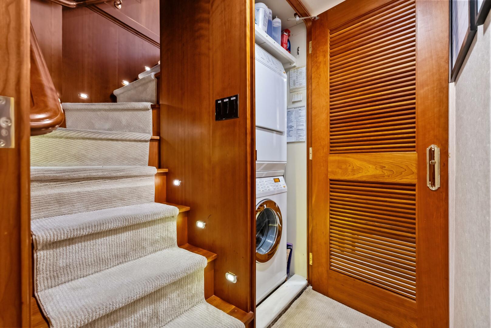 Burger-Raised Pilothouse 1998-SILVER SEAS Fort Lauderdale-Florida-United States-5994751 | Thumbnail