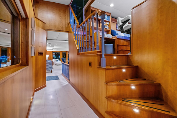 Burger-Raised Pilothouse 1998-SILVER SEAS Fort Lauderdale-Florida-United States-5994725