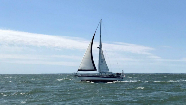 Valiant-42 CE 2010-Fidelity Gloucester Point-Virginia-United States-At Sea-5960470