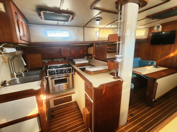Valiant-42 CE 2010-Fidelity Gloucester Point-Virginia-United States-Galley-5960463