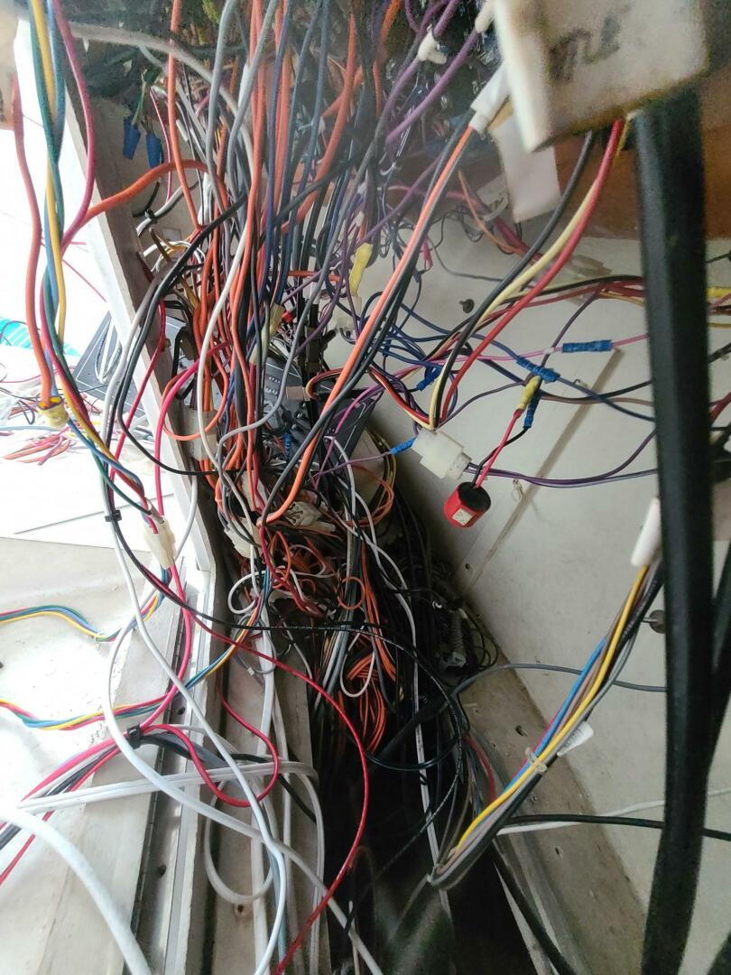 Carver-455 Aft Cabin 1996-Knot Sure Slidell-Louisiana-United States-Carver 455 Aft Cabin  Old wiring-5960549 | Thumbnail