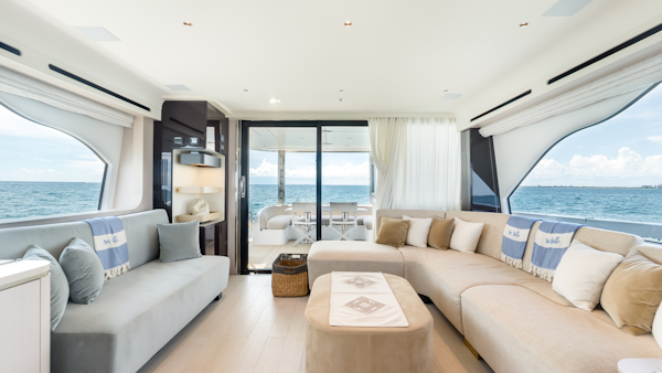 Azimut-78 FLY 2025 -Pompano Beach-Florida-United States-5963075