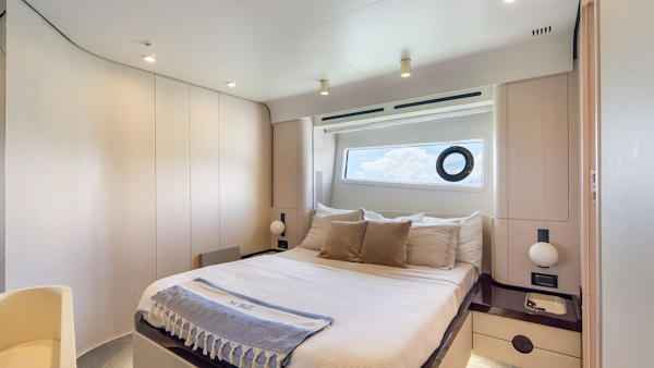 Azimut-78 FLY 2025 -Pompano Beach-Florida-United States-5963055
