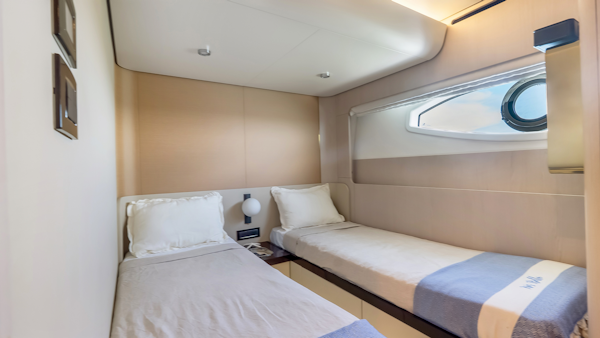 Azimut-78 FLY 2025 -Pompano Beach-Florida-United States-5963045