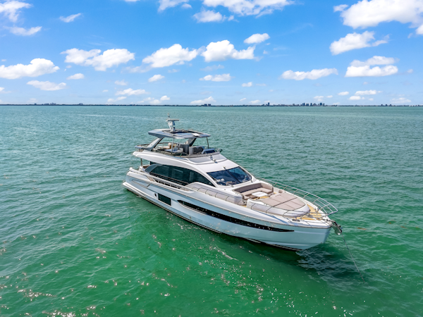 Azimut-78 FLY 2025 -Pompano Beach-Florida-United States-5963022
