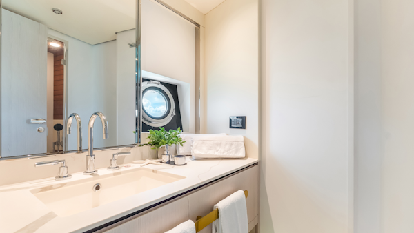 Azimut-78 FLY 2025 -Pompano Beach-Florida-United States-5963061
