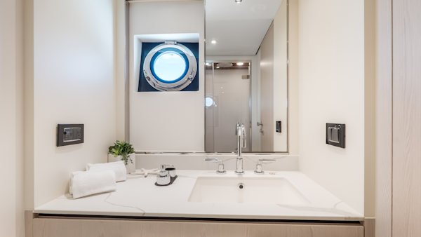 Azimut-78 FLY 2025 -Pompano Beach-Florida-United States-5963052