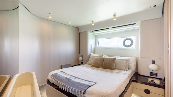 Azimut-78 FLY 2025 -Pompano Beach-Florida-United States-5963058