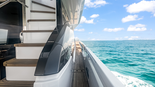 Azimut-78 FLY 2025 -Pompano Beach-Florida-United States-5963081