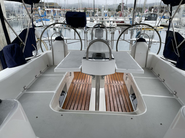 Catalina-470 2005-Hale Moana Monterey-California-United States-5967620