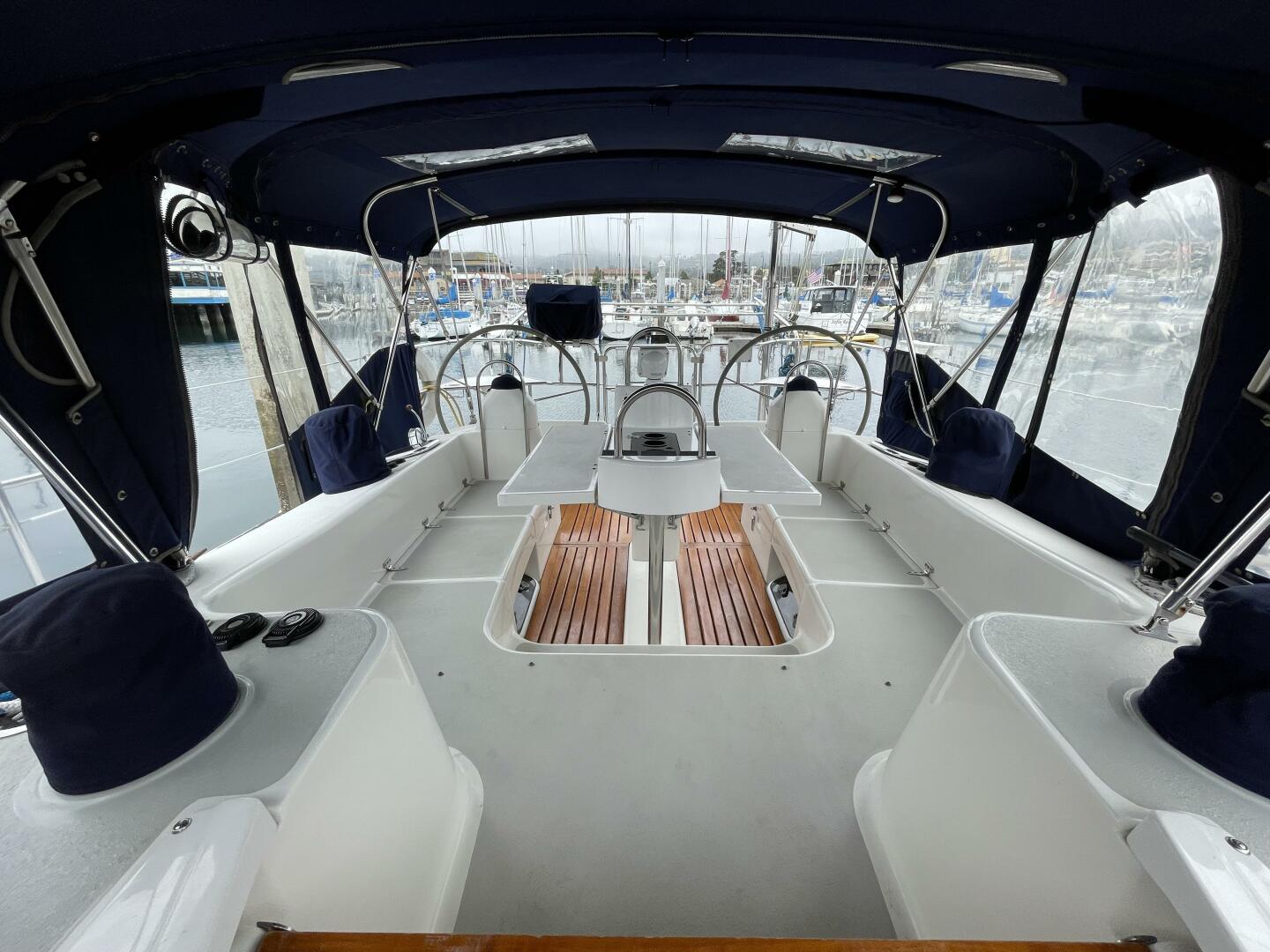 Catalina-470 2005-Hale Moana Monterey-California-United States-5967619 | Thumbnail