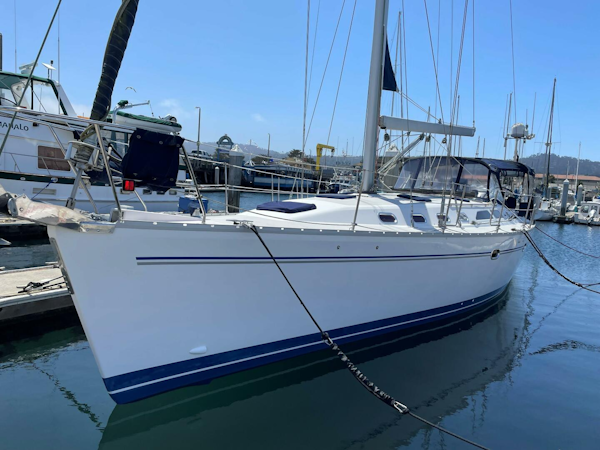 Catalina-470 2005-Hale Moana Monterey-California-United States-5967659