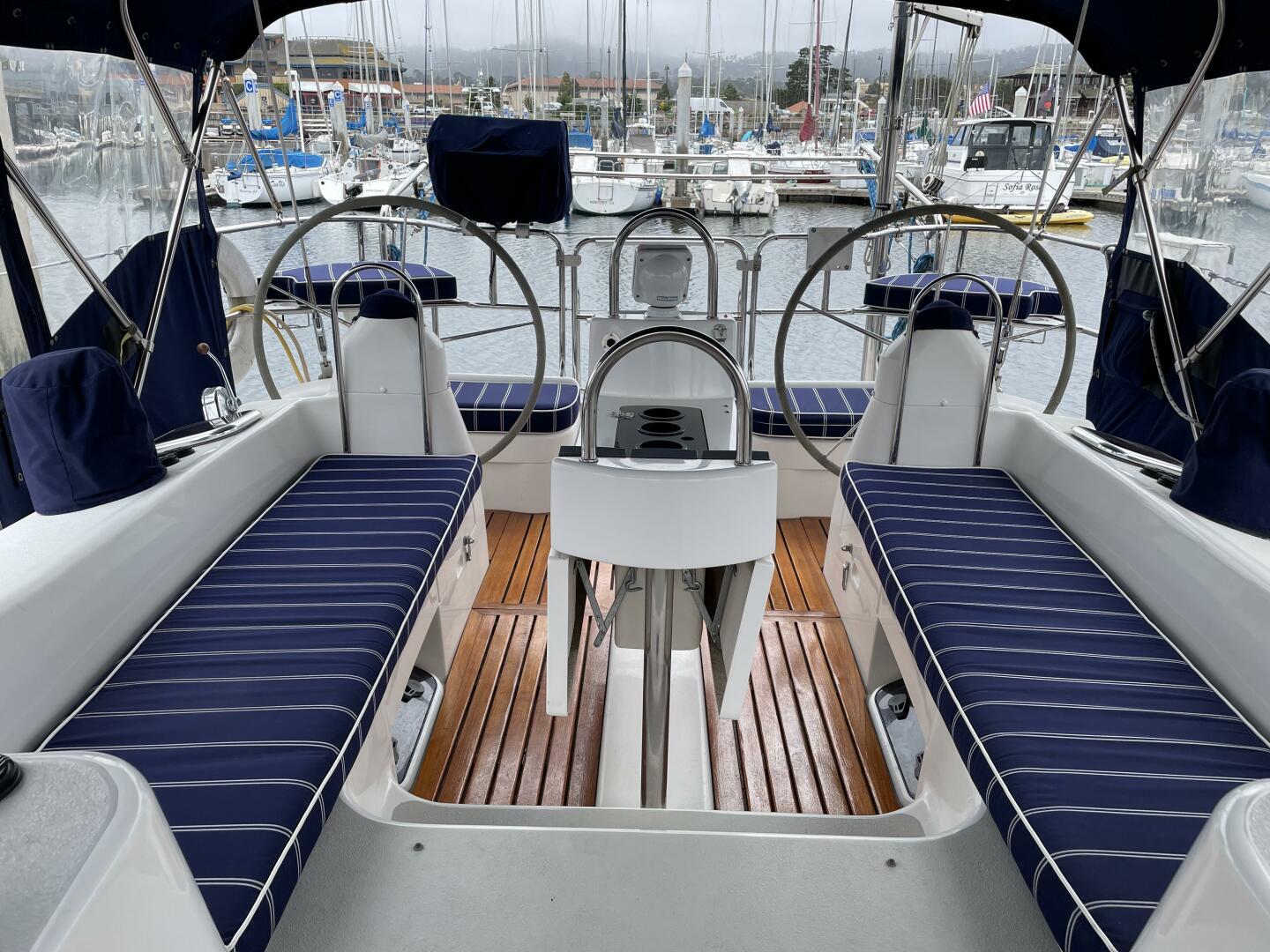Catalina-470 2005-Hale Moana Monterey-California-United States-5967617 | Thumbnail