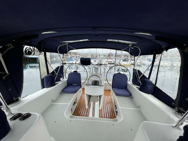 Catalina-470 2005-Hale Moana Monterey-California-United States-5967623