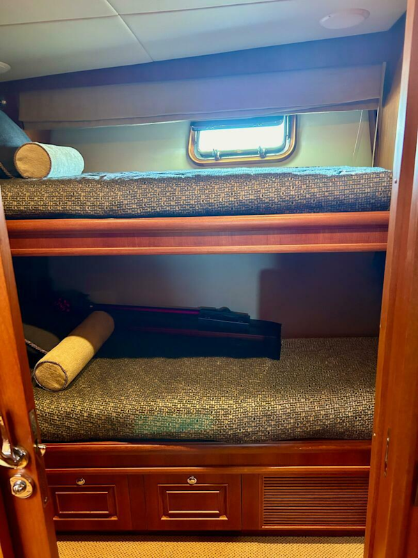 Grand Banks-Aleutian 53RP 2012-TOORA LOORA  BOSTON-Massachusetts-United States-Guest Cabin-5997333