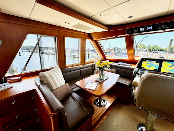 Grand Banks-Aleutian 53RP 2012-TOORA LOORA  BOSTON-Massachusetts-United States-Dinette-5997326