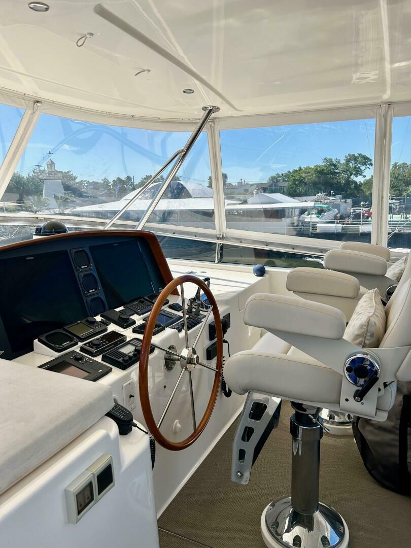 Grand Banks-Aleutian 53RP 2012-TOORA LOORA  BOSTON-Massachusetts-United States-Upper Helm-5997340 | Thumbnail