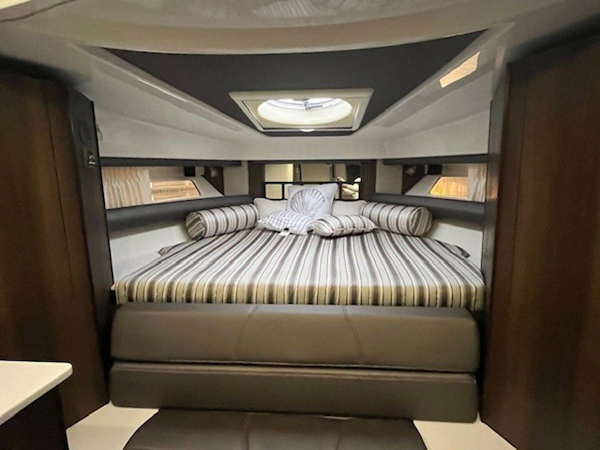 Monterey-335 Sport Yacht 2018-New Year Ponte Vedra Beach-Florida-United States-5969120