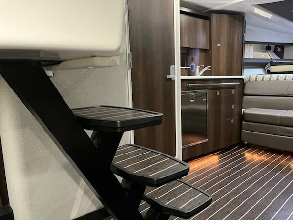 Monterey-335 Sport Yacht 2018-New Year Ponte Vedra Beach-Florida-United States-5969115