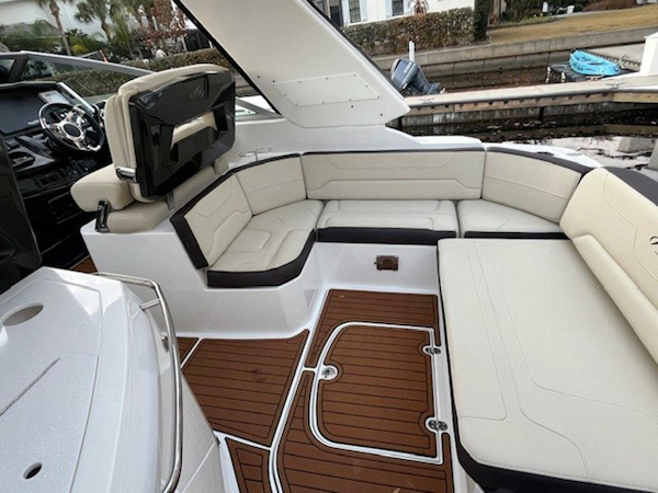 Monterey-335 Sport Yacht 2018-New Year Ponte Vedra Beach-Florida-United States-5969130