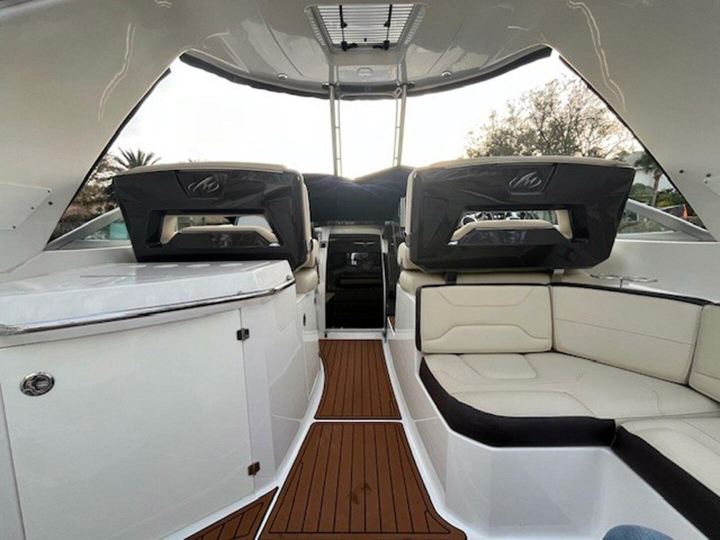 Monterey-335 Sport Yacht 2018-New Year Ponte Vedra Beach-Florida-United States-5969131 | Thumbnail