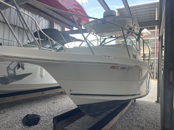 Robalo-R235 Walkaround 2005 -Palatka-Florida-United States-6043071