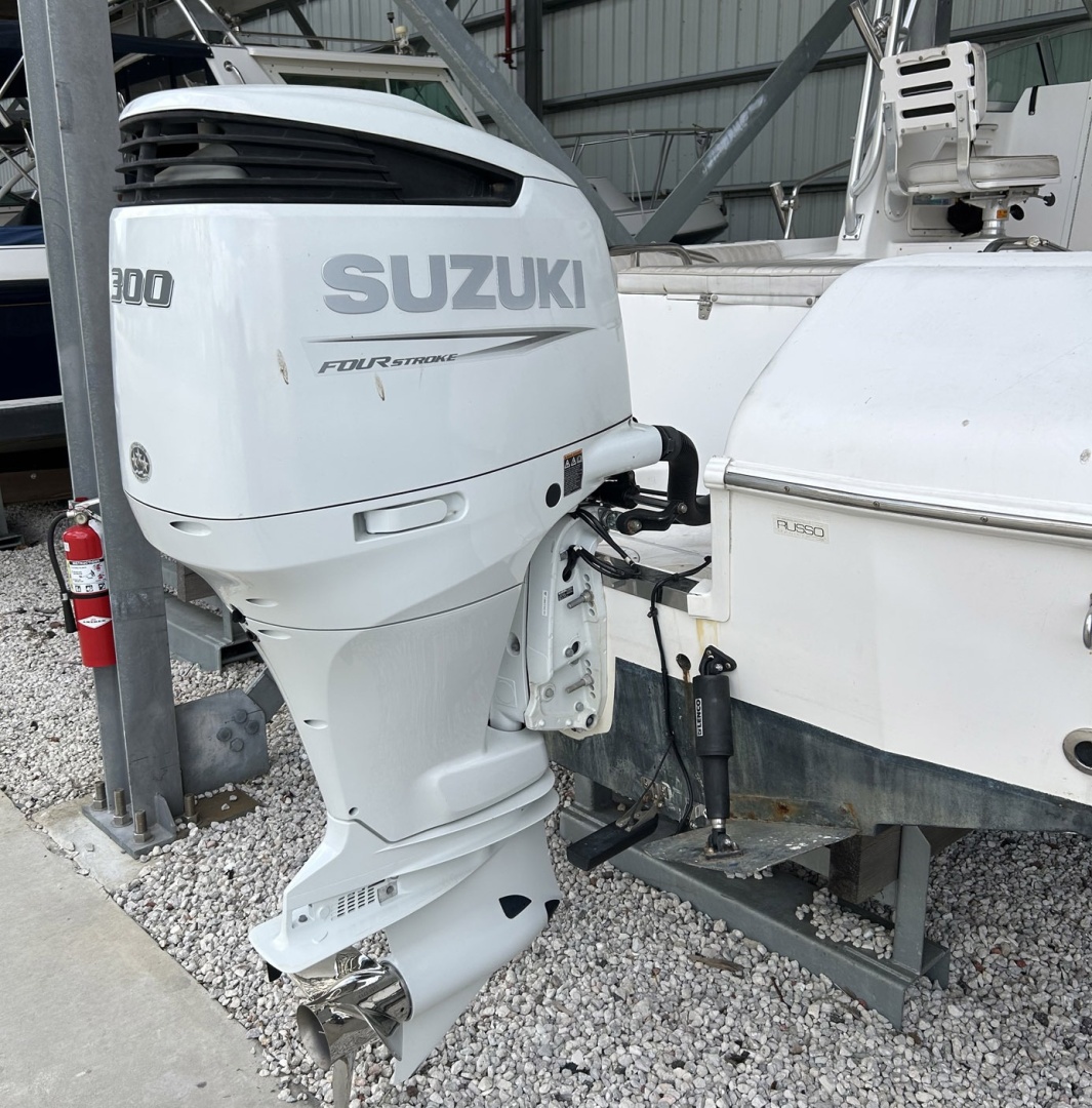 Robalo-R235 Walkaround 2005 -Palatka-Florida-United States-6043066 | Thumbnail