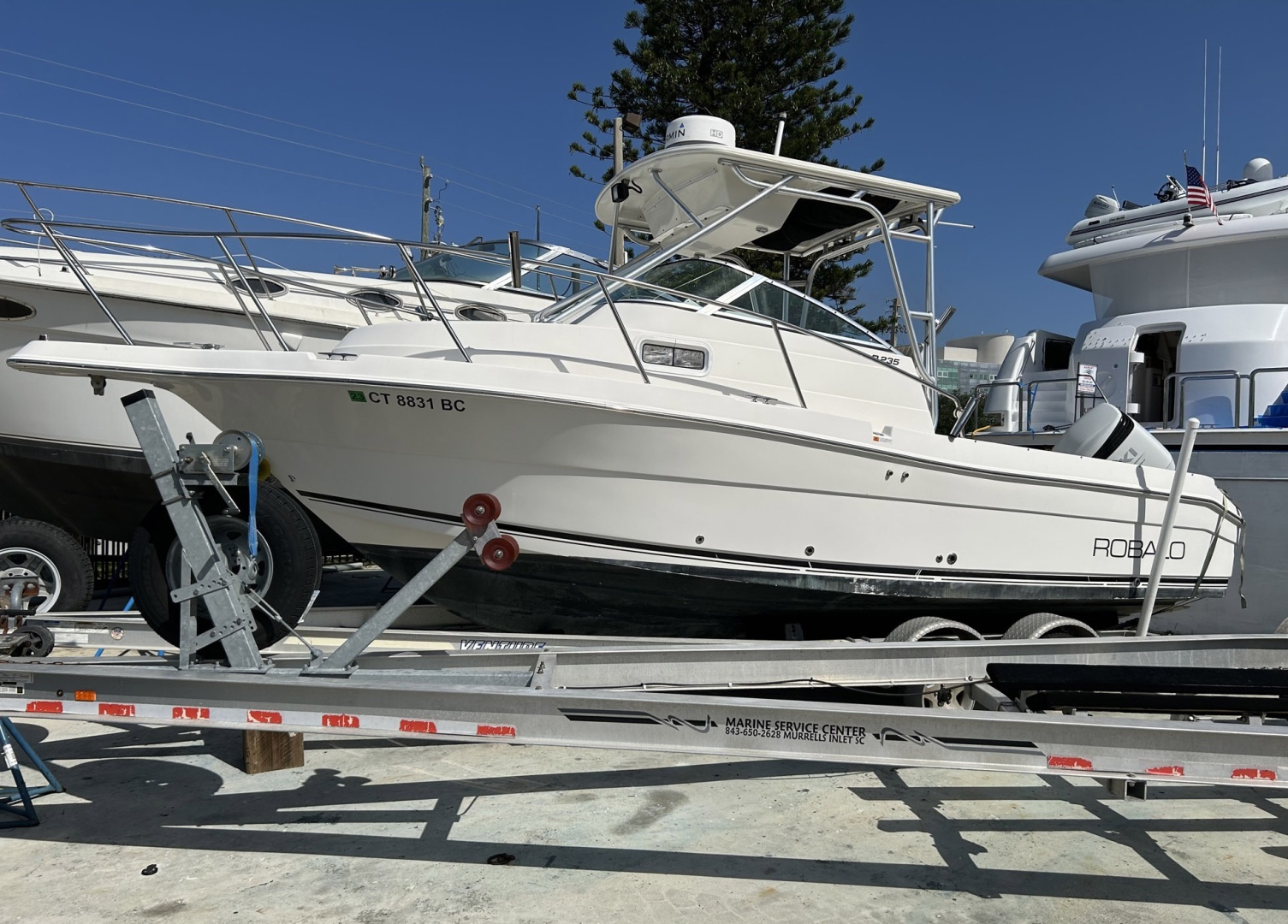 Robalo-R235 Walkaround 2005 -Palatka-Florida-United States-6043069 | Thumbnail