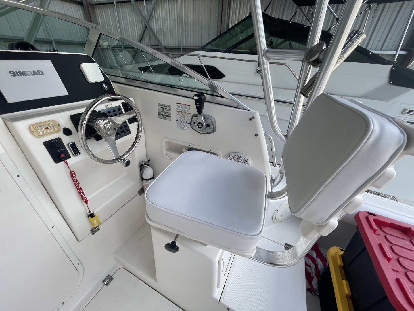 Robalo-R235 Walkaround 2005 -Palatka-Florida-United States-6043077 | Thumbnail
