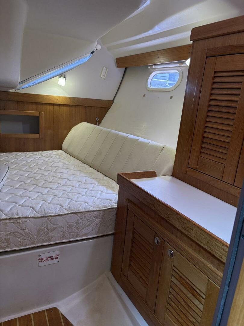 Catalina-350 2004-GUINEVERE Indiantown-Florida-United States-5970898 | Thumbnail