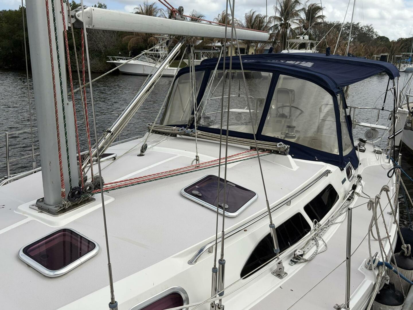Catalina-350 2004-GUINEVERE Indiantown-Florida-United States-5970860 | Thumbnail