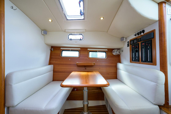 MJM-43z 2019-Scout North Palm Beach-Florida-United States-MJM 43 Scout  Interior Cabin-5971220