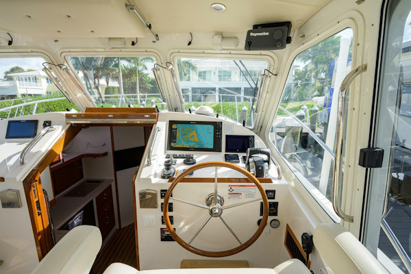 MJM-43z 2019-Scout North Palm Beach-Florida-United States-MJM 43 Scout  Exterior Helm-5971289