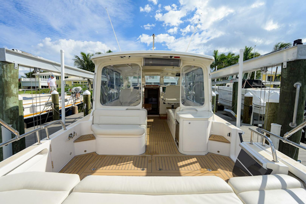 MJM-43z 2019-Scout North Palm Beach-Florida-United States-MJM 43 Scout  Exterior Cockpit-5971346