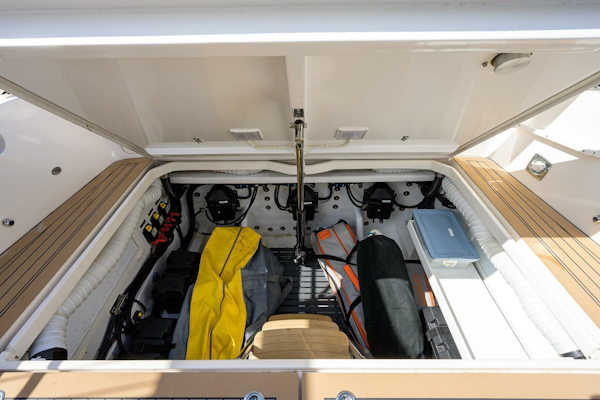 MJM-43z 2019-Scout North Palm Beach-Florida-United States-MJM 43 Scout  Exterior Cockpit-5971347
