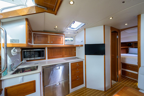 MJM-43z 2019-Scout North Palm Beach-Florida-United States-MJM 43 Scout  Interior Cabin-5971215