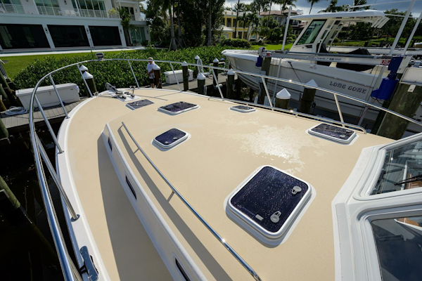 MJM-43z 2019-Scout North Palm Beach-Florida-United States-MJM 43 Scout  Exterior Bow-5971351