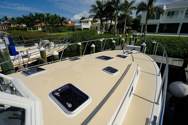 MJM-43z 2019-Scout North Palm Beach-Florida-United States-MJM 43 Scout  Exterior Bow-5971349