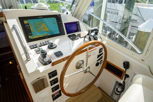 MJM-43z 2019-Scout North Palm Beach-Florida-United States-MJM 43 Scout  Exterior Helm-5971286