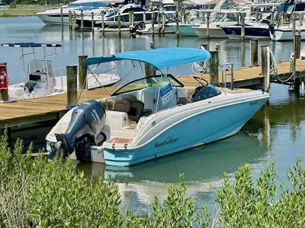 NauticStar-243 DC 2019 -Annapolis-Maryland-United States-6837732