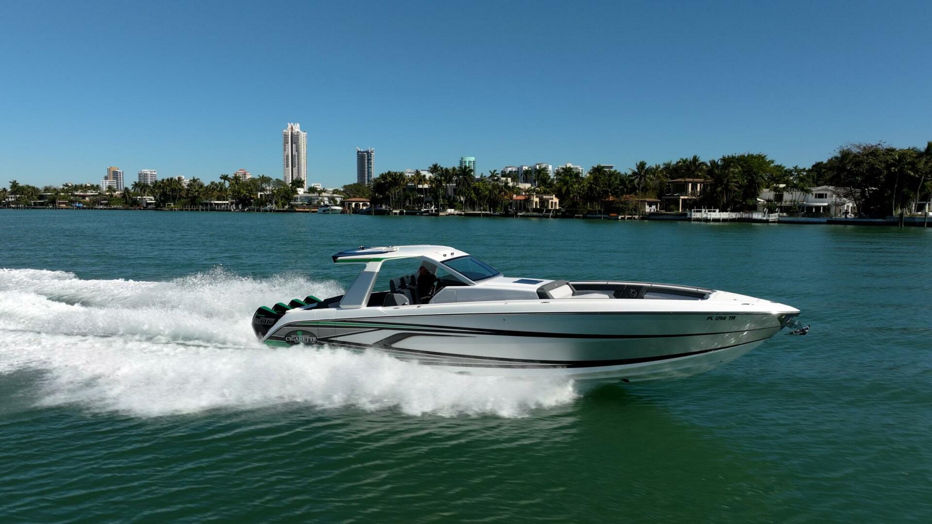 Cigarette-42 Auroris 2024 -Miami Beach-Florida-United States-5972362 | Thumbnail