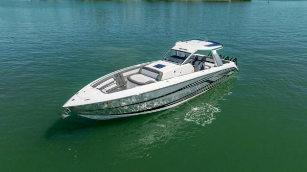 Cigarette-42 Auroris 2024 -Miami Beach-Florida-United States-5972380