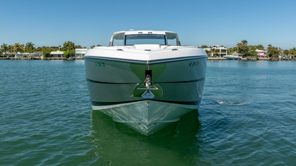 Cigarette-42 Auroris 2024 -Miami Beach-Florida-United States-5972368