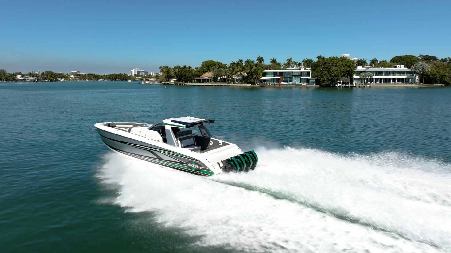 Cigarette-42 Auroris 2024 -Miami Beach-Florida-United States-5972355 | Thumbnail