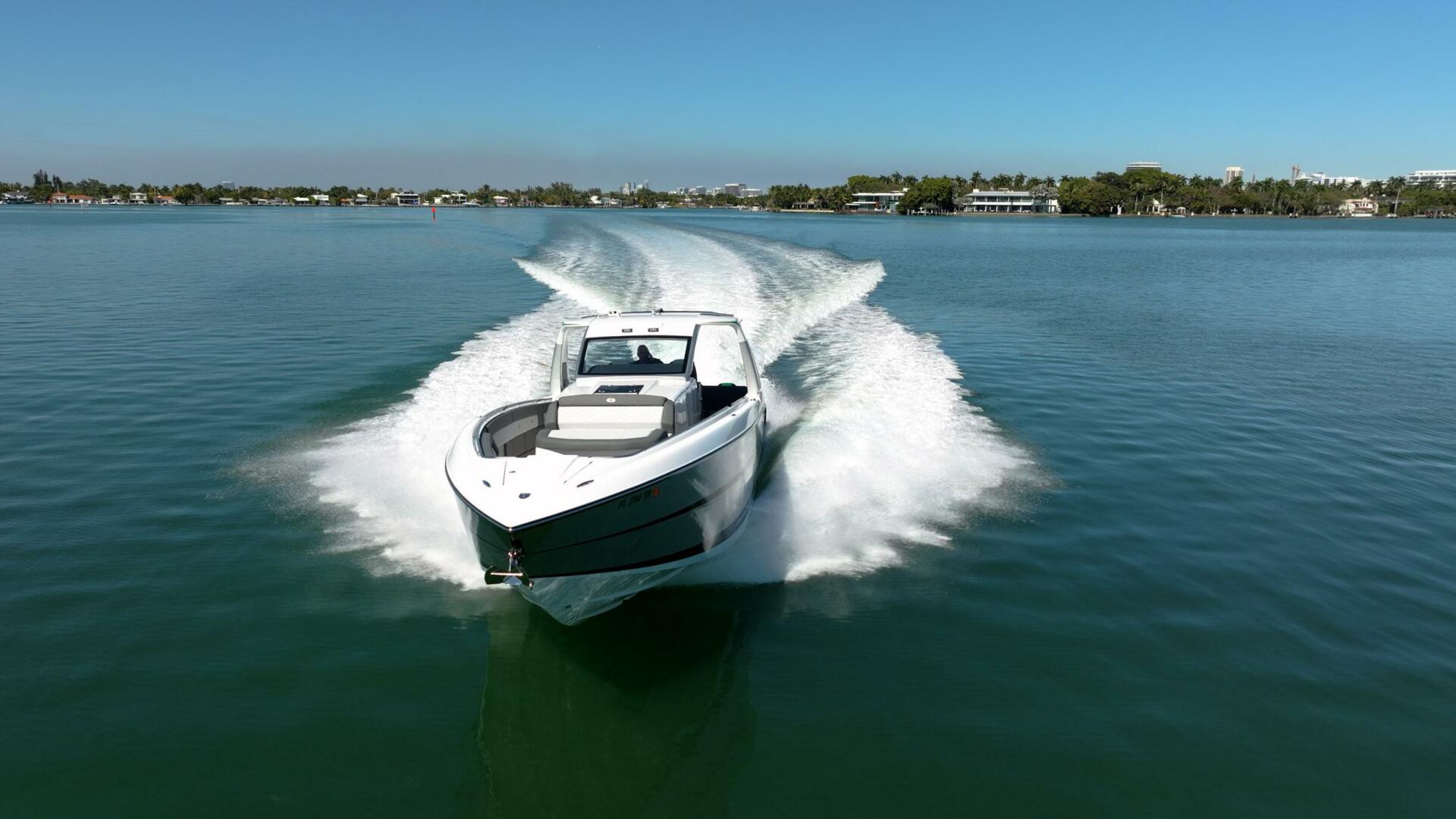 Cigarette-42 Auroris 2024 -Miami Beach-Florida-United States-5972348 | Thumbnail