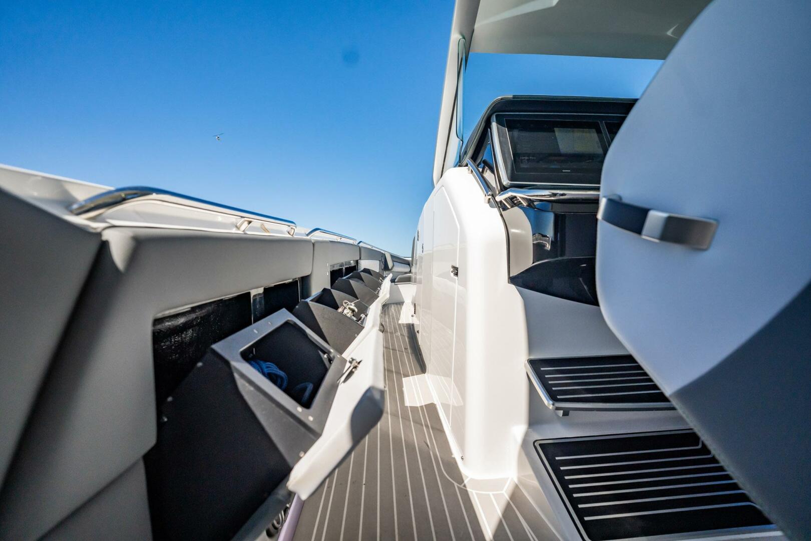 Cigarette-42 Auroris 2024 -Miami Beach-Florida-United States-5972401 | Thumbnail