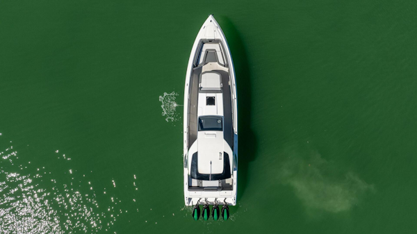 Cigarette-42 Auroris 2024 -Miami Beach-Florida-United States-5972376