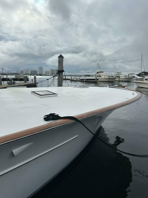 Buddy Davis-SPORTFISH 2001-Salty Bonz Palm Beach-Florida-United States-5978103
