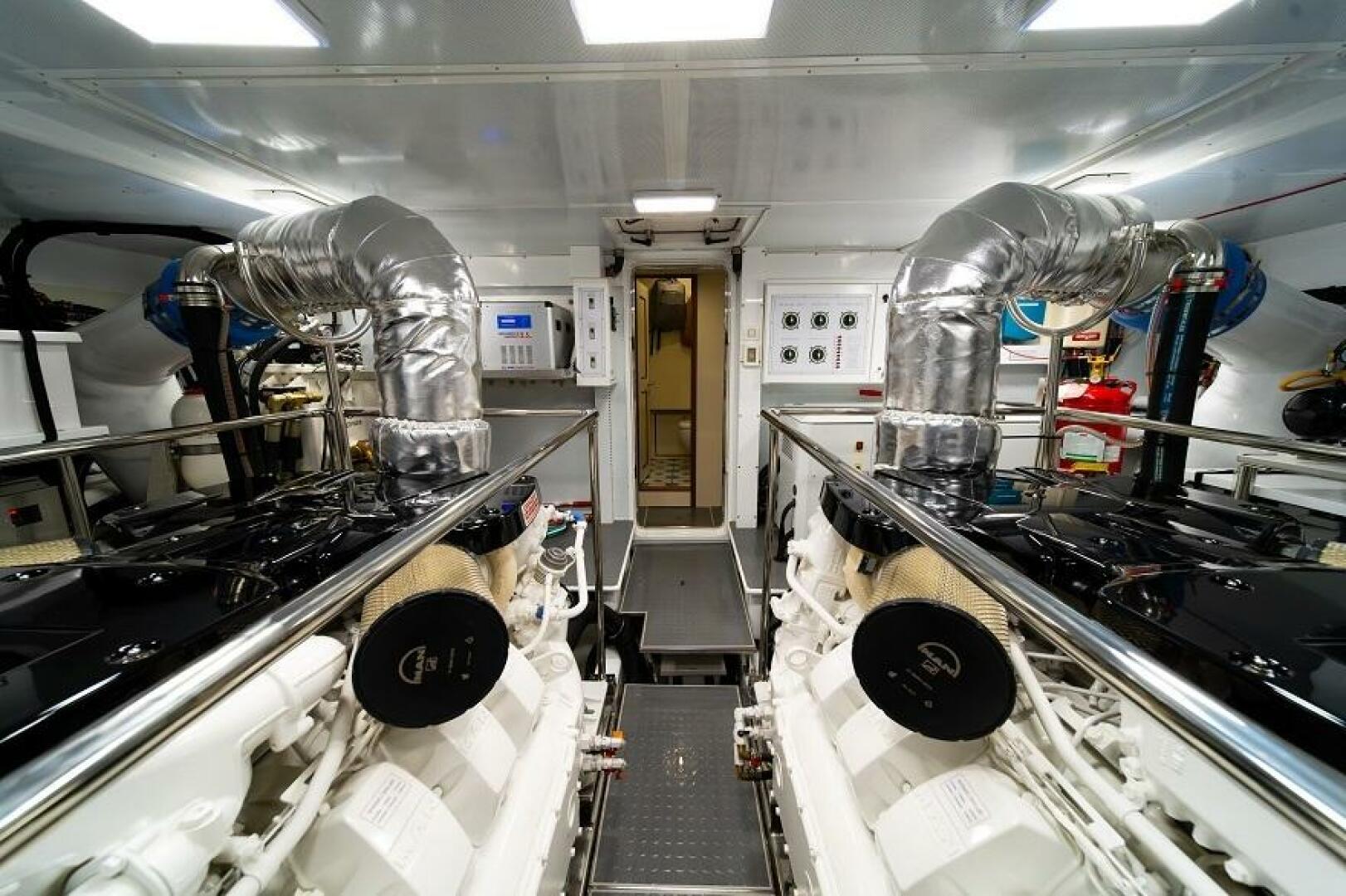 Offshore Yachts 2027 -Newport Beach-California-United States-5976645 | Thumbnail