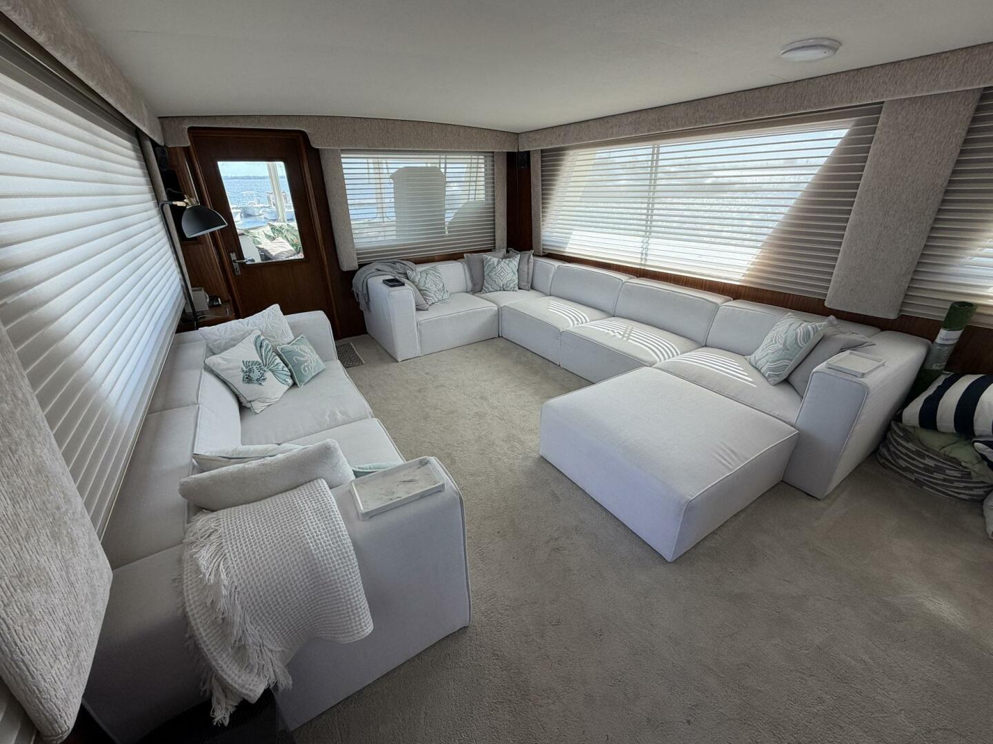 Hatteras-Motor Yacht 1987-LADY RAE Mt. Pleasant-South Carolina-United States-5978275 | Thumbnail